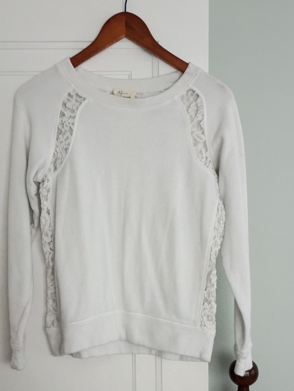 Andrea Jovine White Lace-Trim Sweatshirt